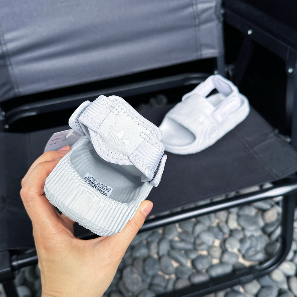 Adidas two-way beach sandals" white"