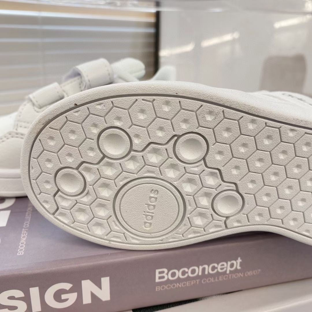 Adidas co-branded Velcro children's shoes" white"