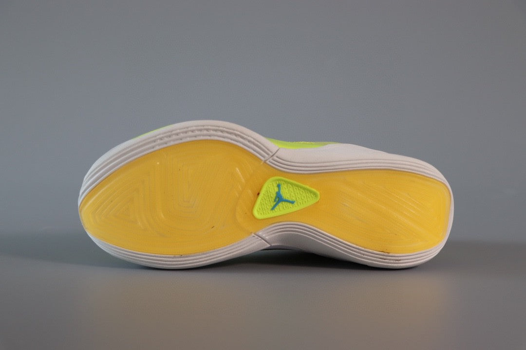 Jordan Doncic children's sports shoes" yellow"