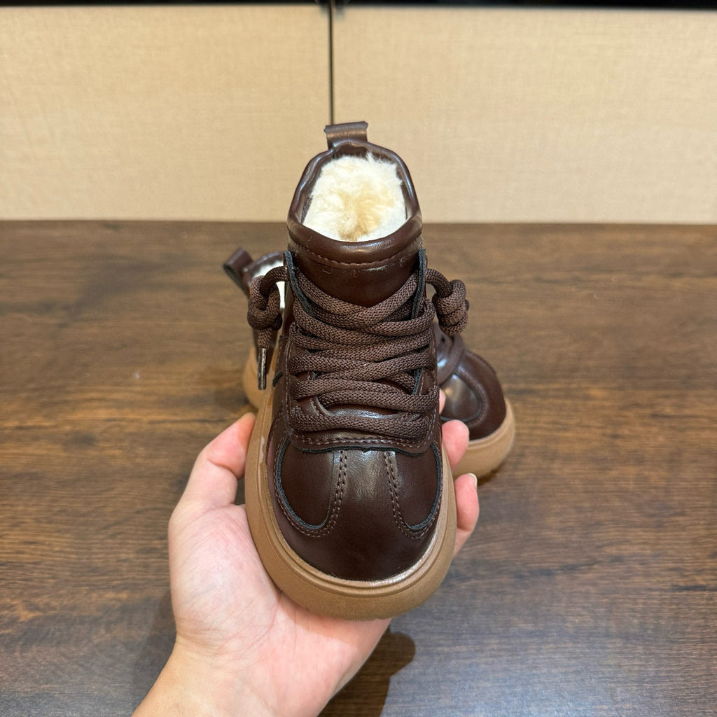 U-GG Capibara Snow Boots Leather" brown"