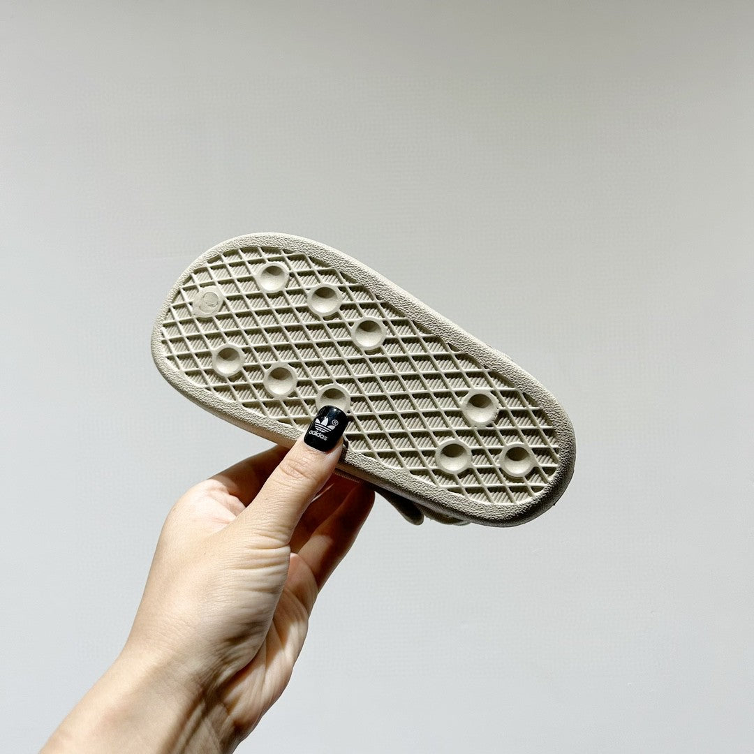 Adidas clover soft thick sole detachable two-wear children's sandals" cream"