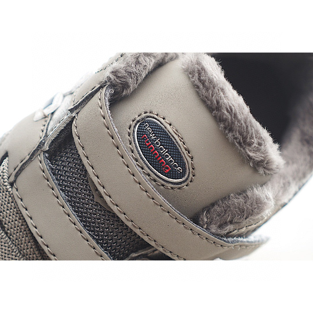 NB 2002 Velvet Elastic Velcro Children's Shoes" Gray-brown"