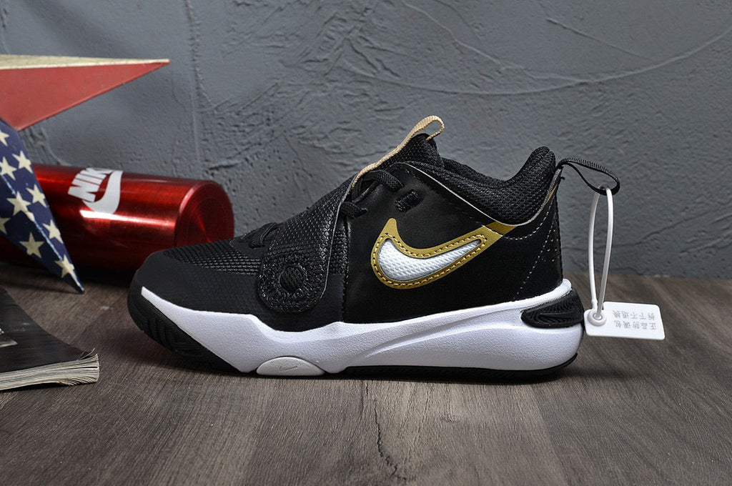 Nike's new UFO slip-on shoes for children" Black"