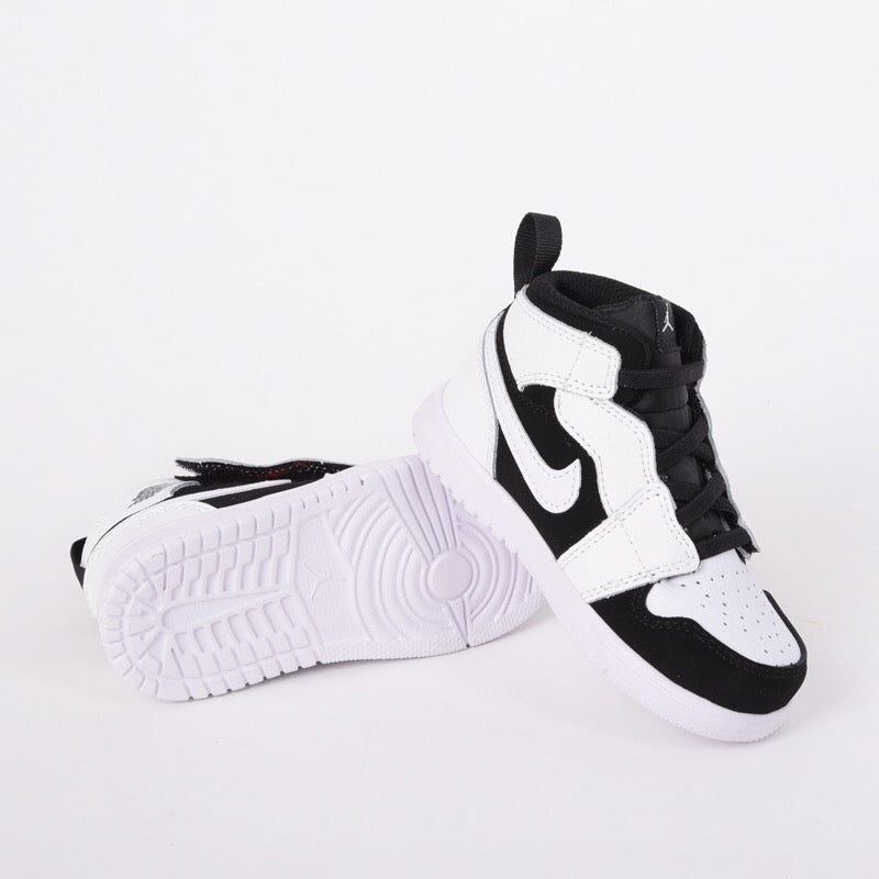 Jordan high top elastic band"  white, black"