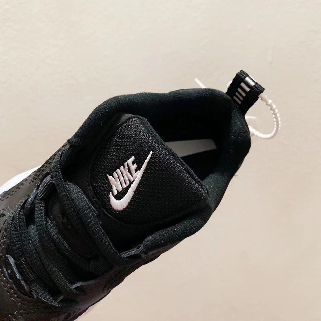 Nike retro dad "black"