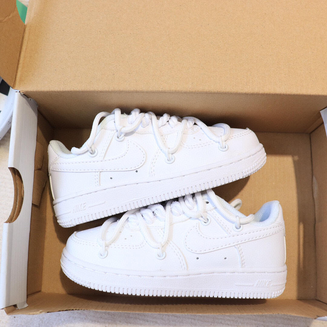 Air Force low-top lace-up sneakers" white"