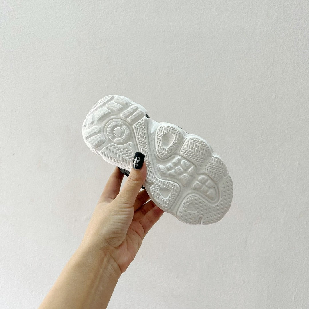 Trefoil rotating button children's shoes " black"