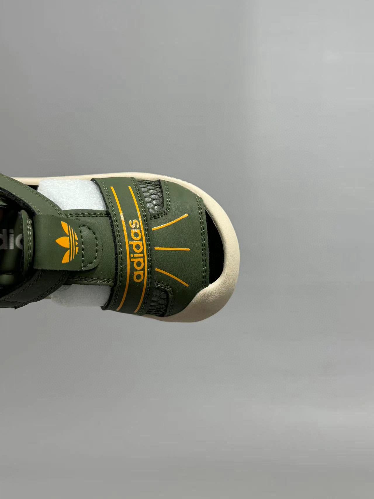 Adidas hollow Velcro sandals" Dark green"