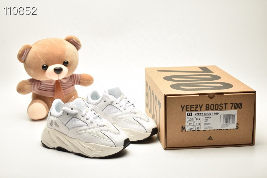 AD Coconut 700 " white"
