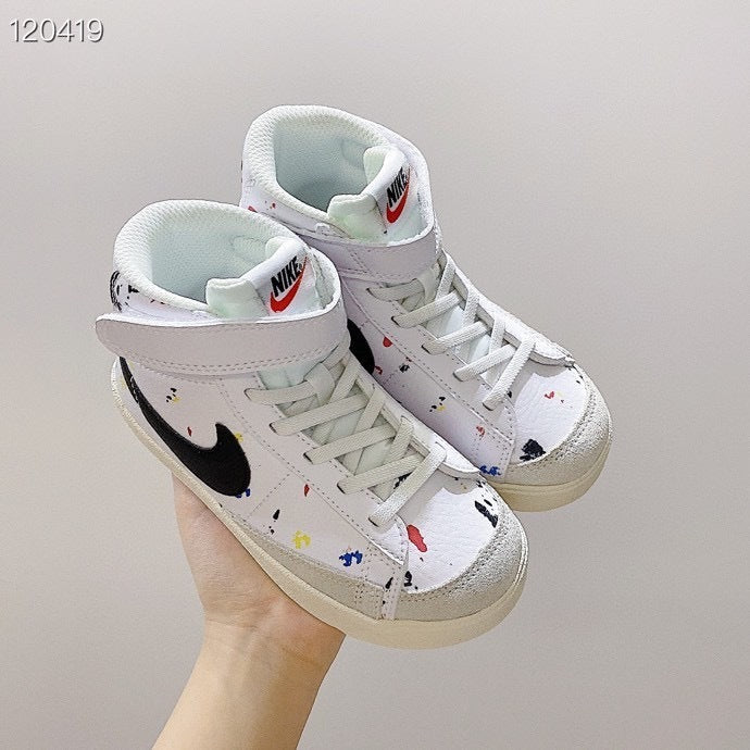 NK Trail Blazers mid-cut " white, black"