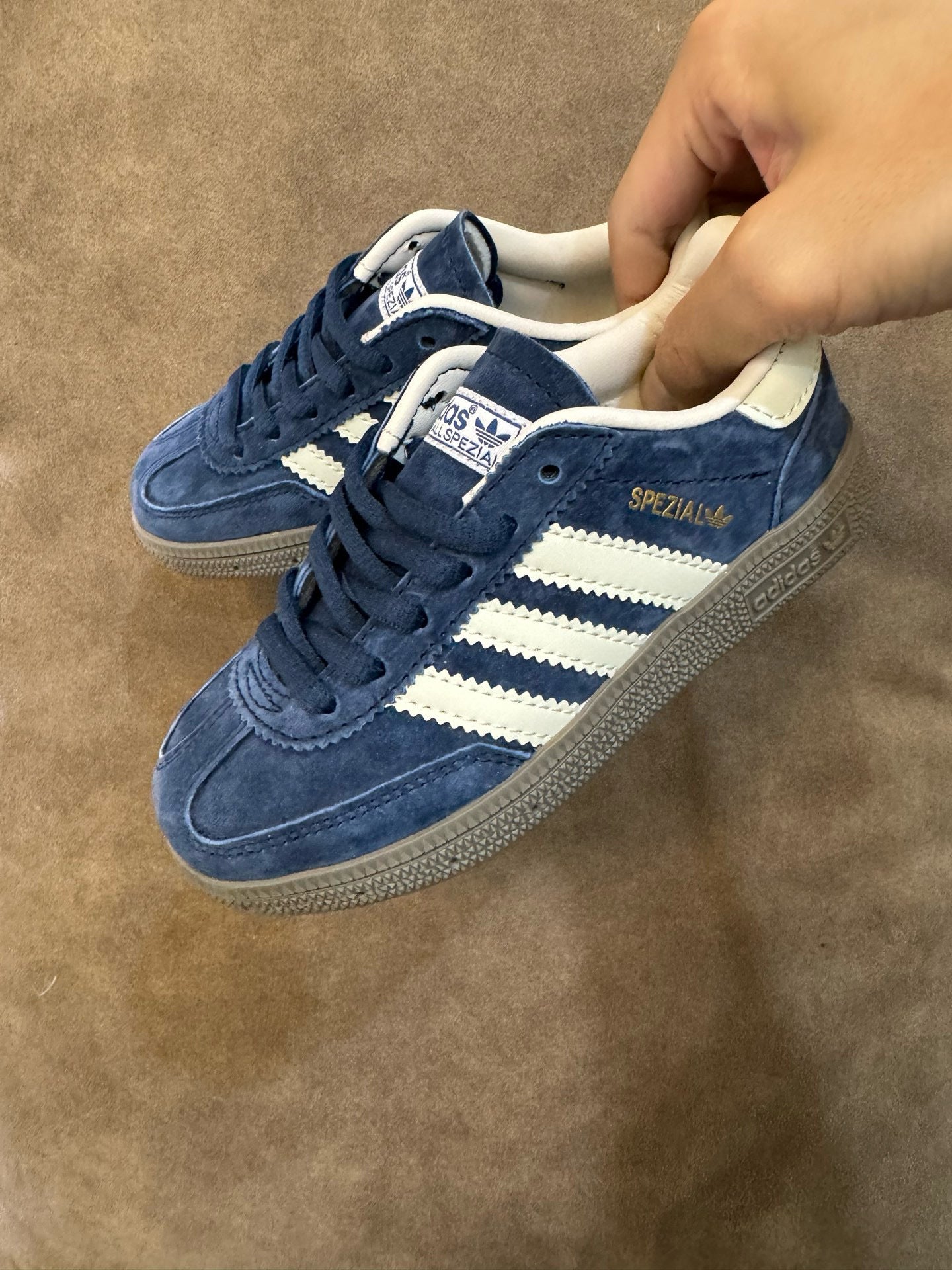 Adidas training 3 generation pig leather children's shoes" blue"