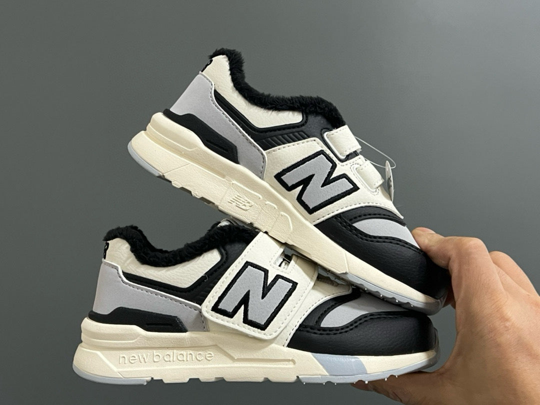 NB997 Velvet Velcro Children's Shoes" cream, black"