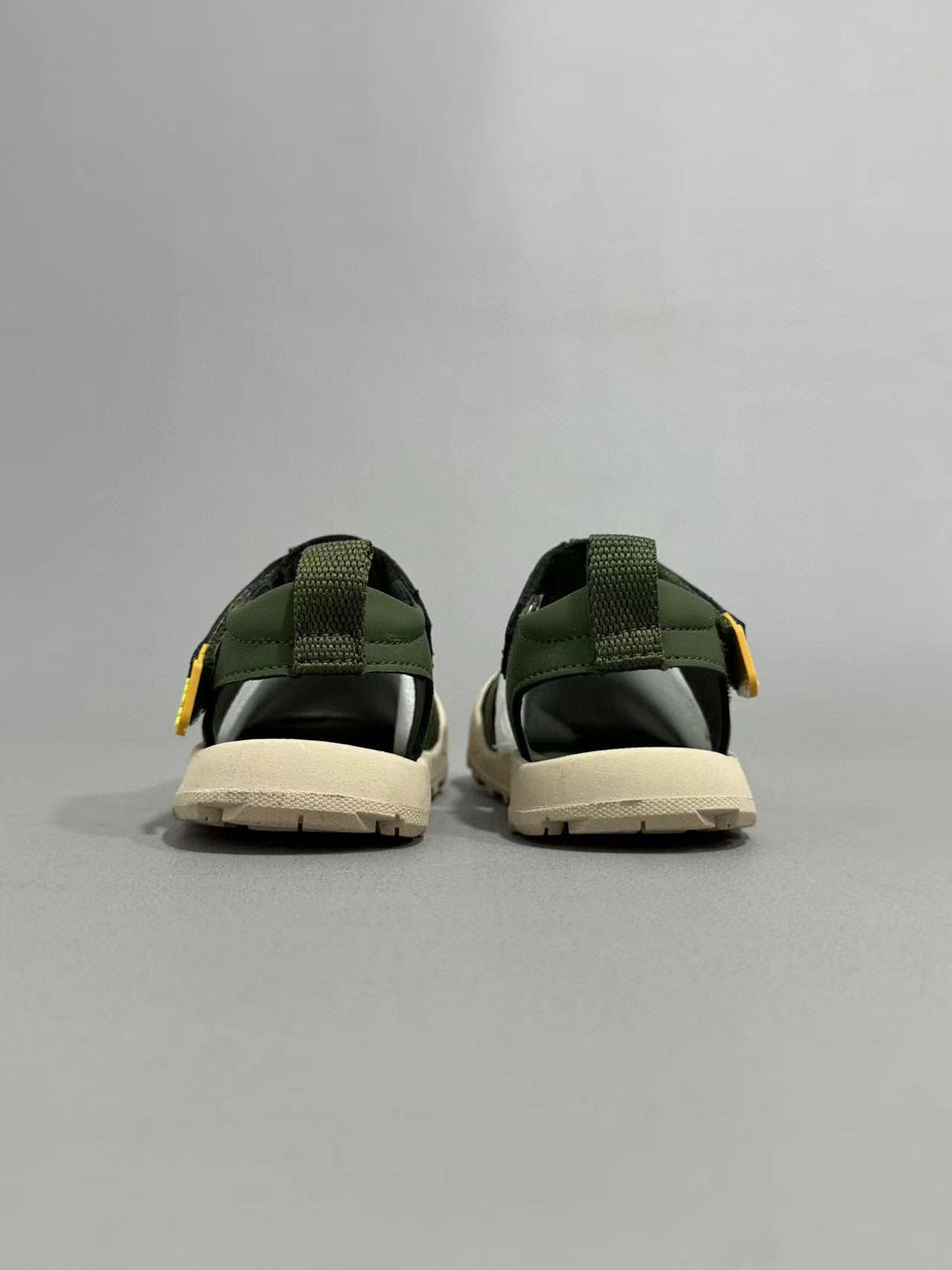 Adidas hollow Velcro sandals" Dark green"