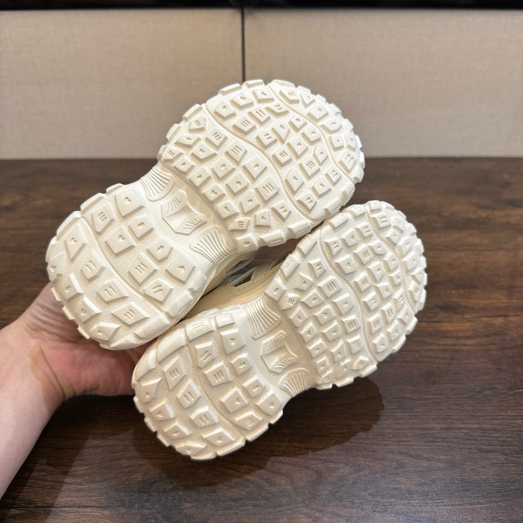 Adidas tire bottom beach shoes"beige"