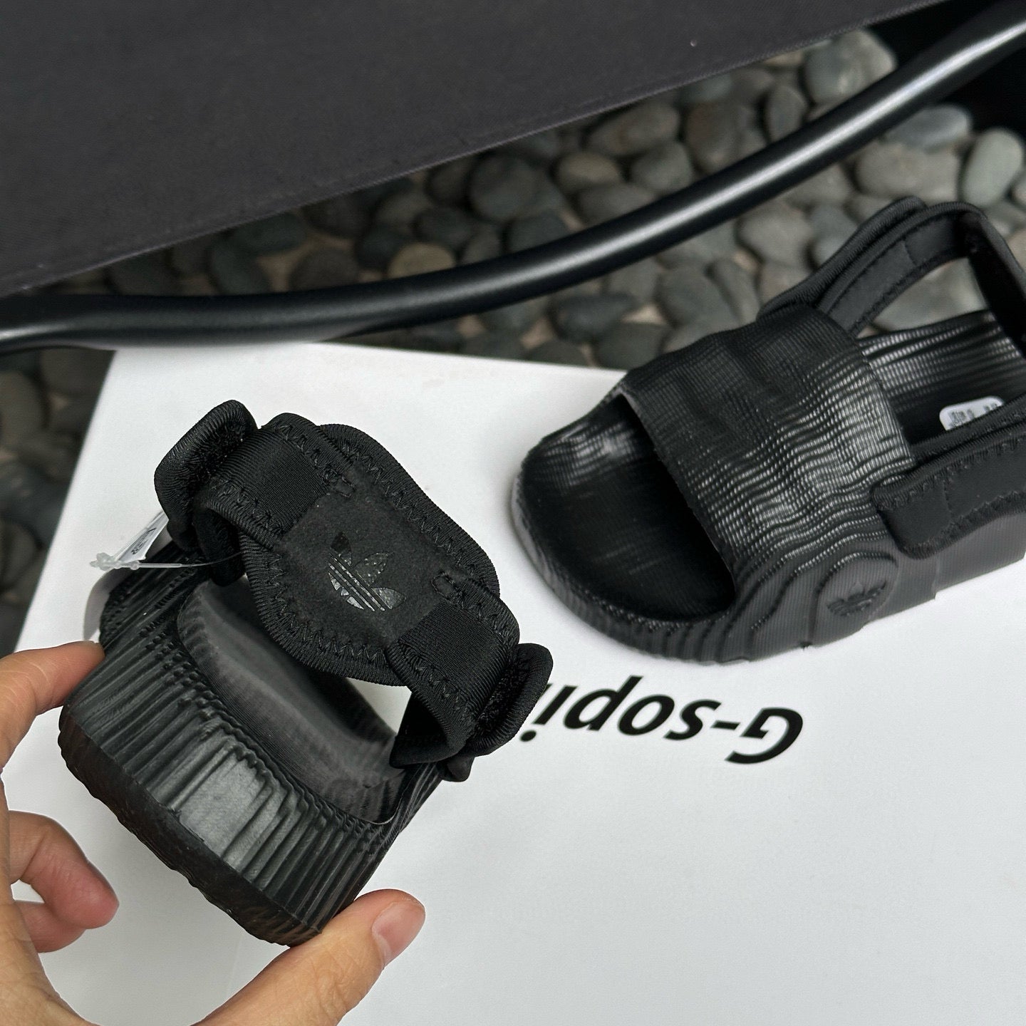Adidas two-way beach sandals" black"