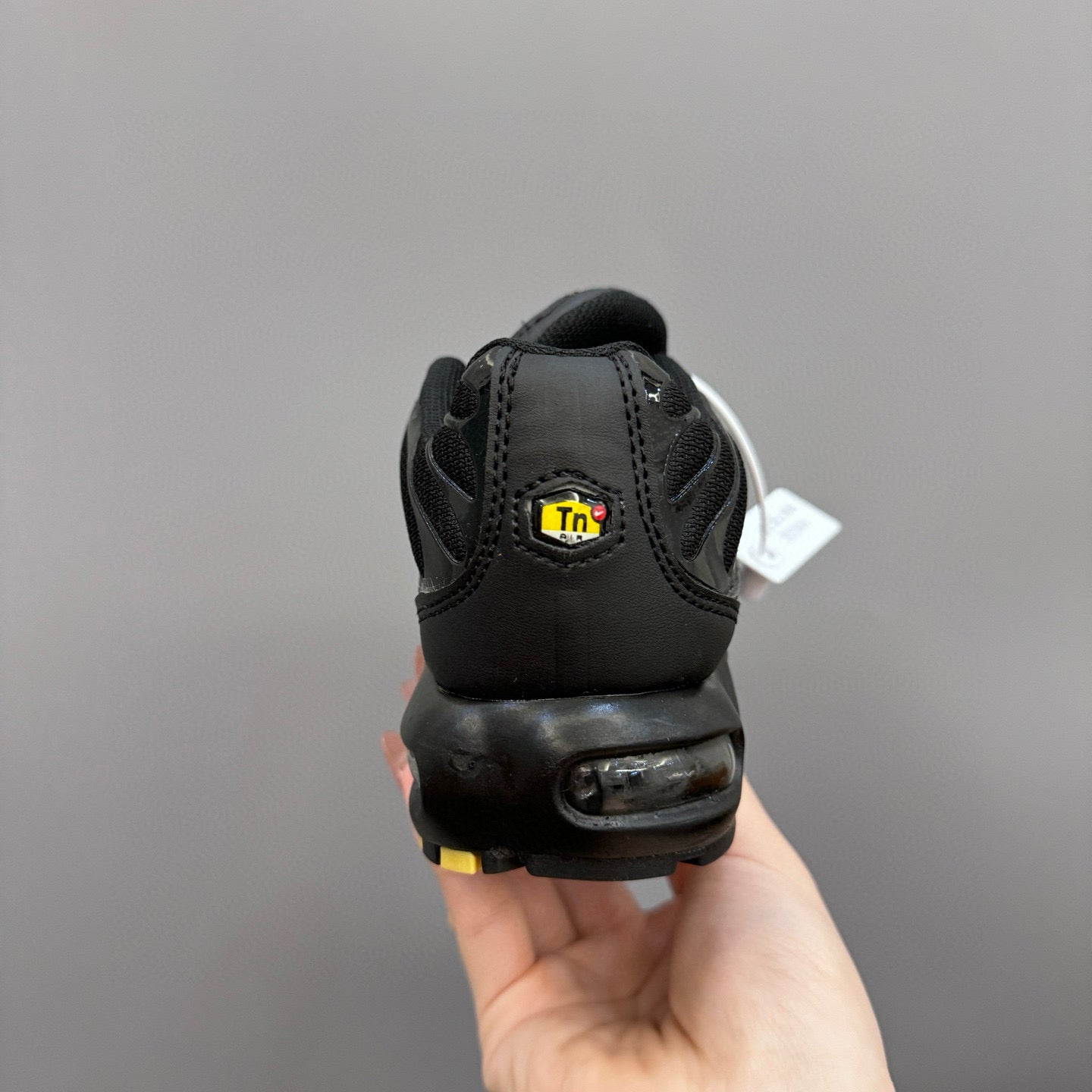 Nike Air Max Plus running shoes " Yellow, black"