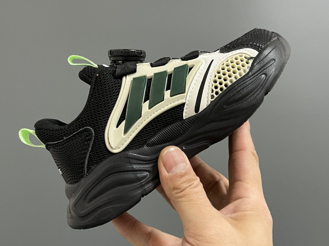 Trefoil rotating button children's shoes