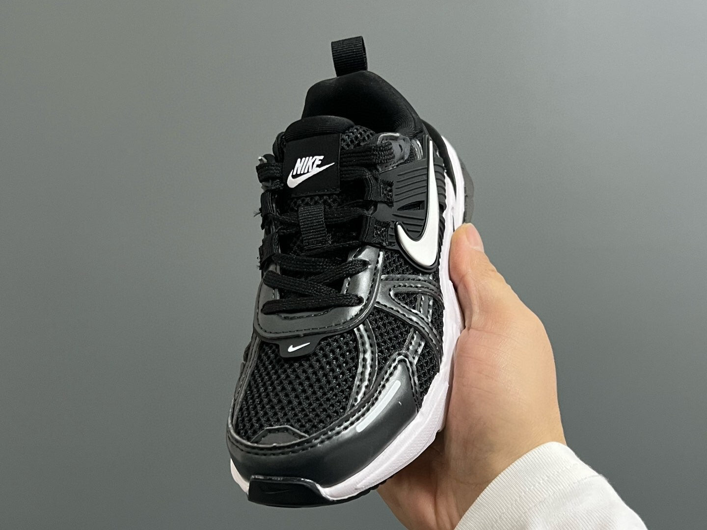 v2k children's shoes" black"