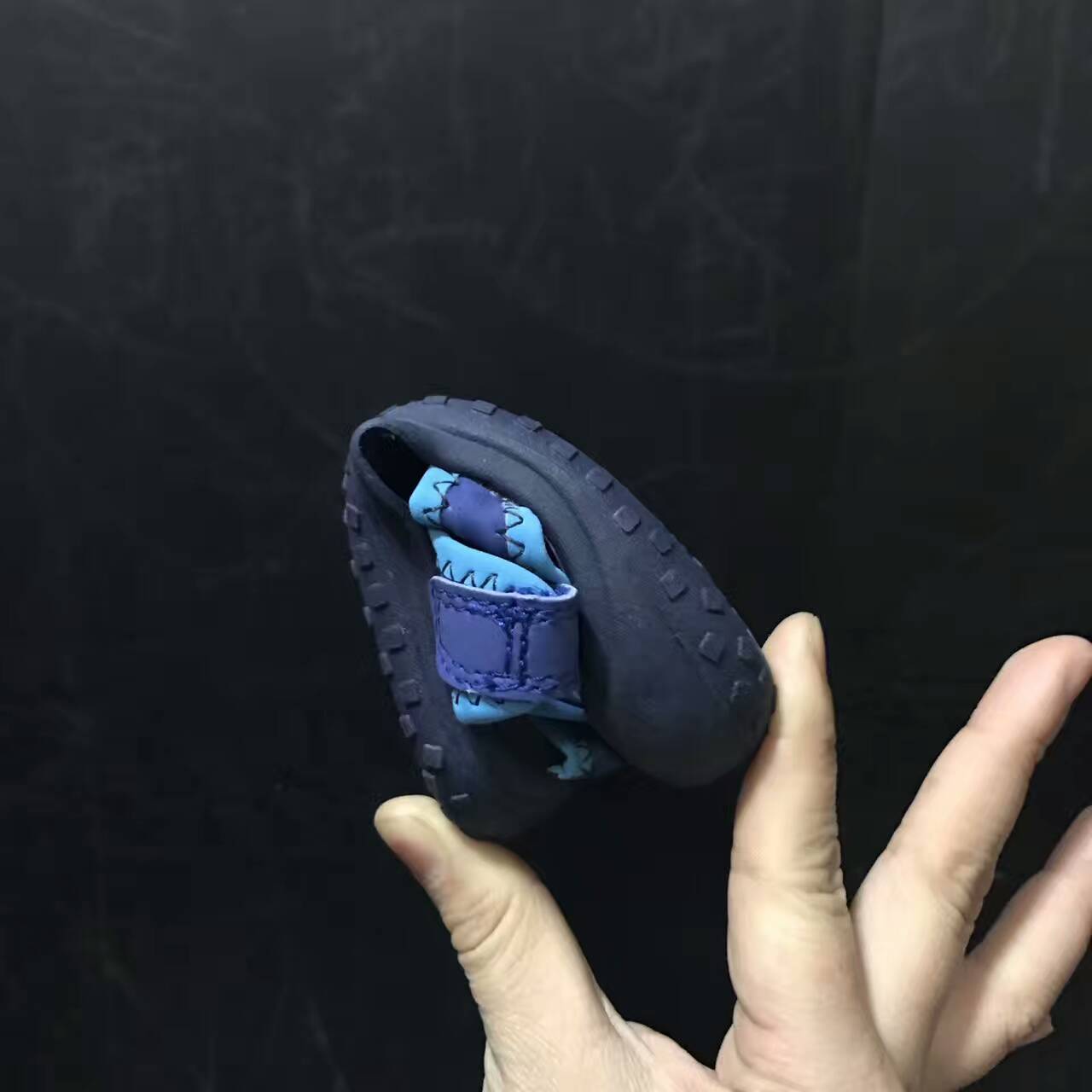 Nike children's closed toe sandals " dark blue"