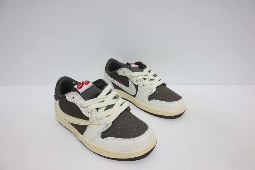 Jordan low-top hook series" white, cream, dark olive green"