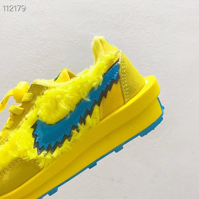 Nike Waffle Casual Jogging Shoes Deconstructed Double Hook" yellow"