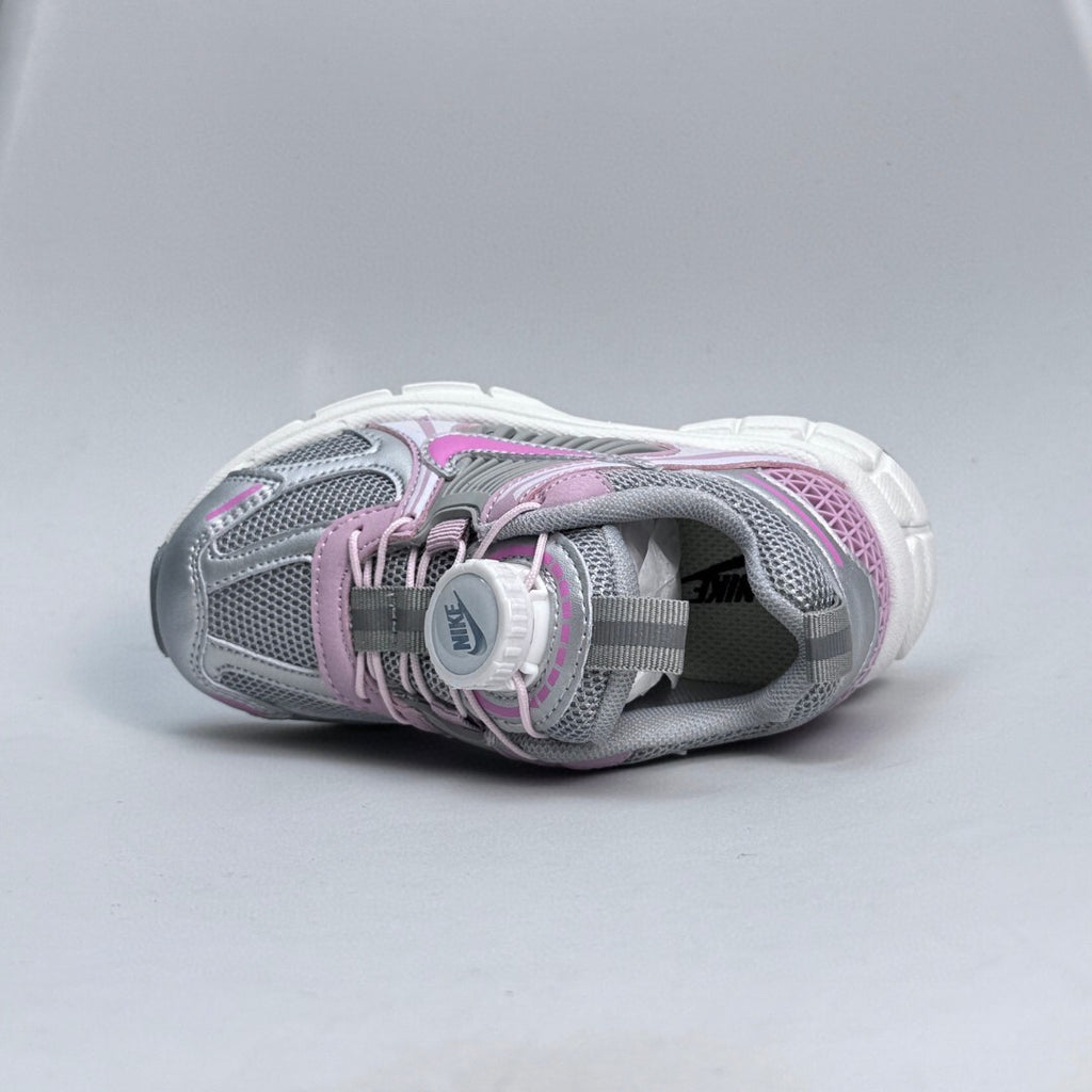 Nike Zoom V5 Retro Sneakers