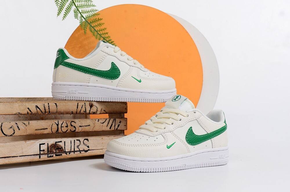 Air Force low-top lace-up sneakers" white"