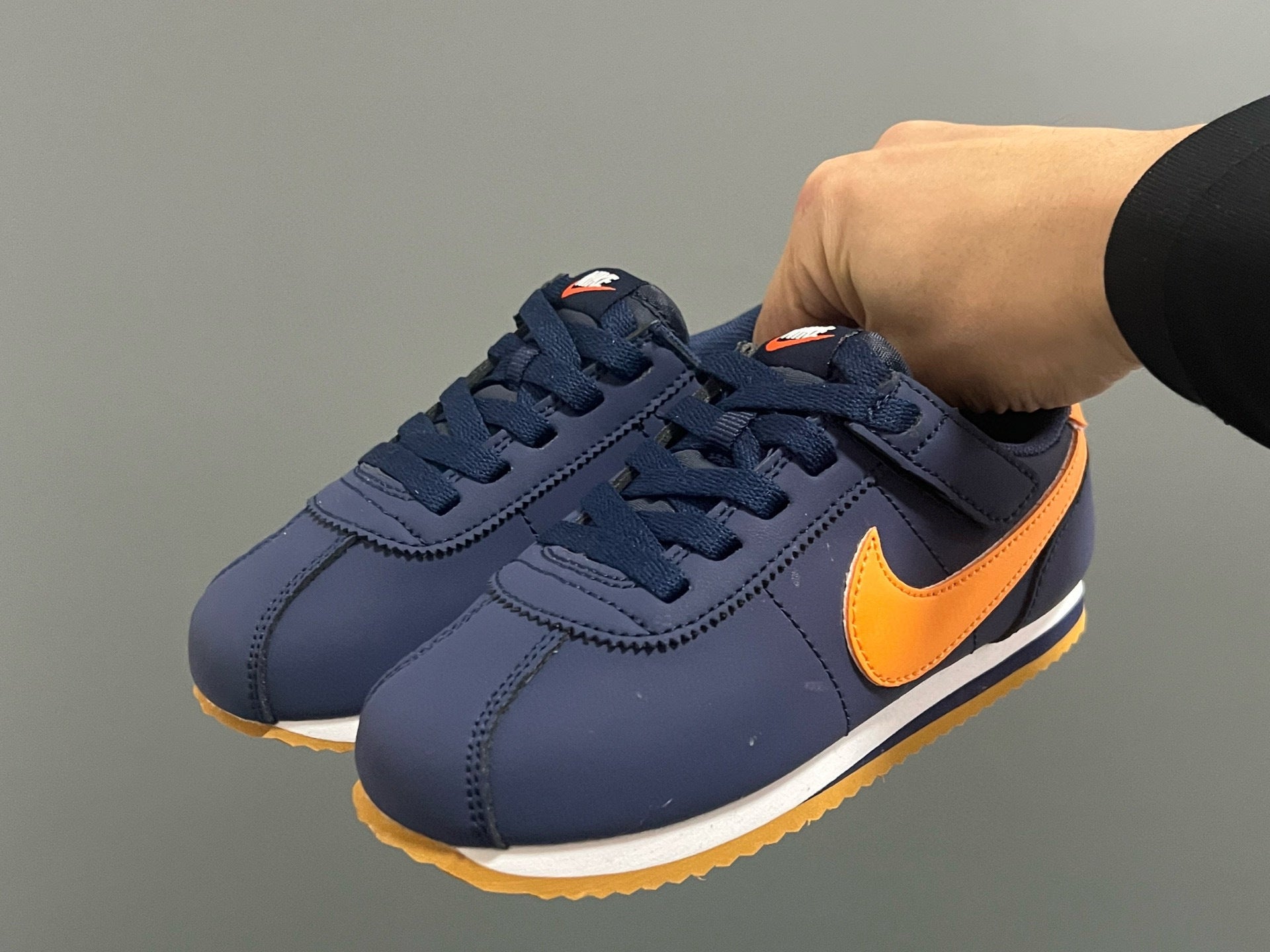 Nike Forrest Gump Classic Velcro Kids Shoes" Navy"