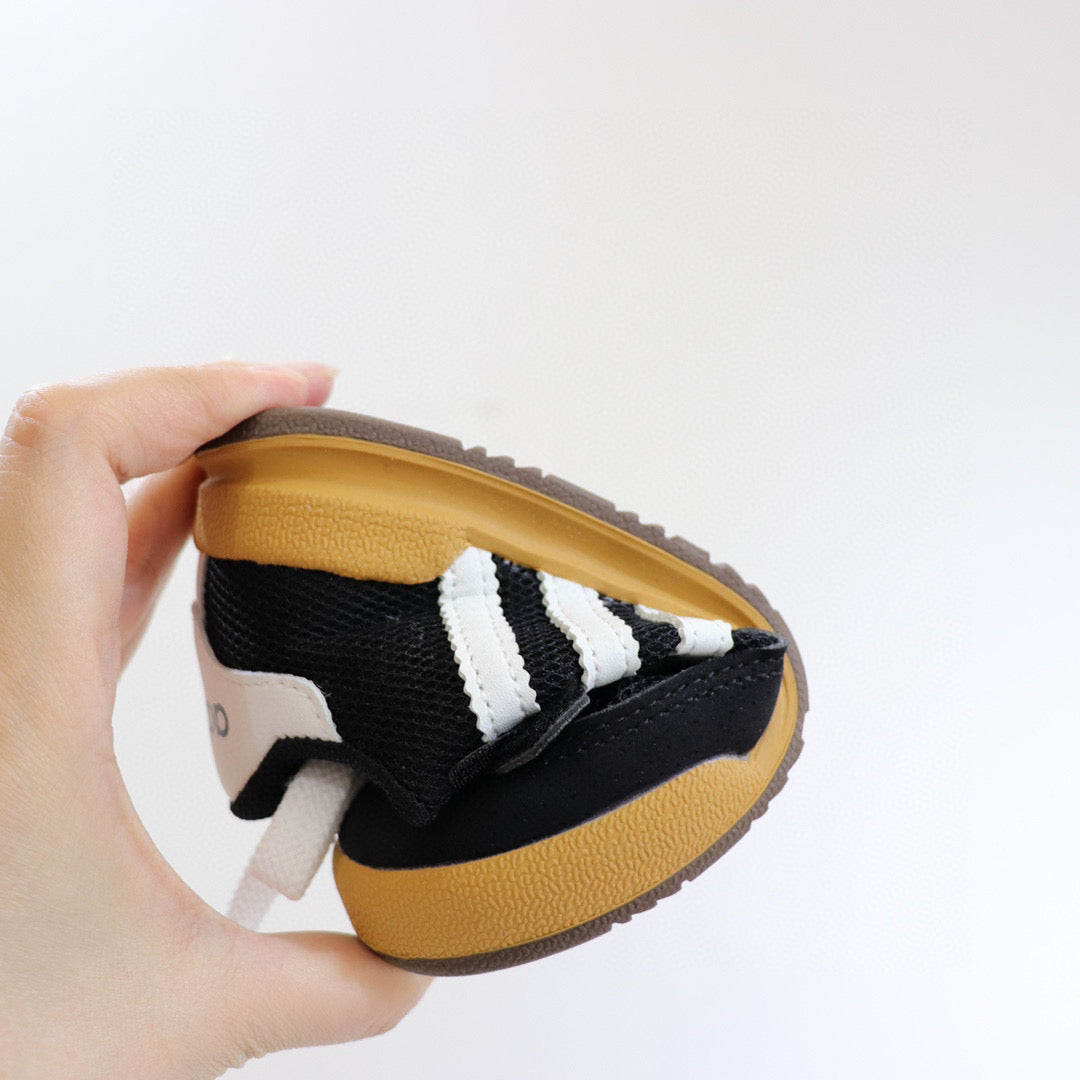 Adidas training hollow mesh panel shoes" Black"