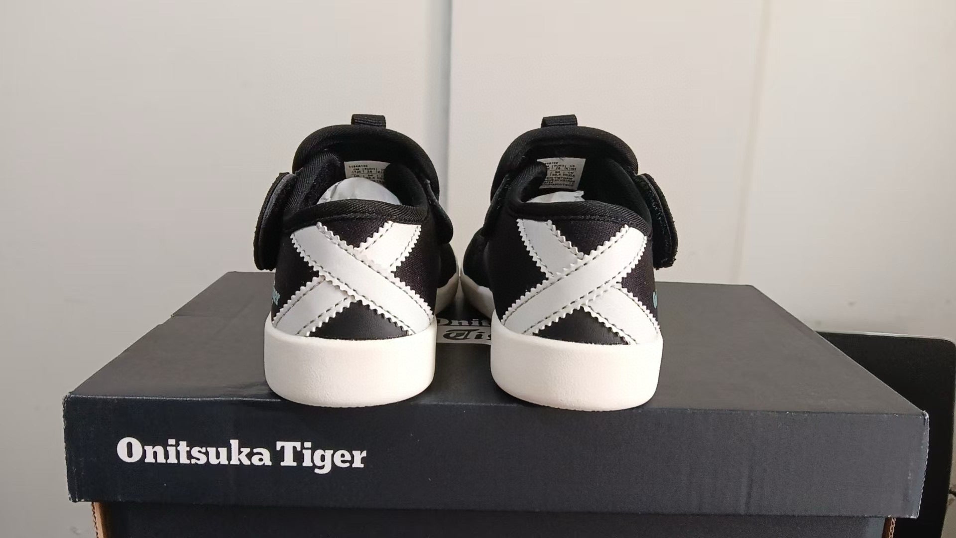 YSS  bread head sandals" black"