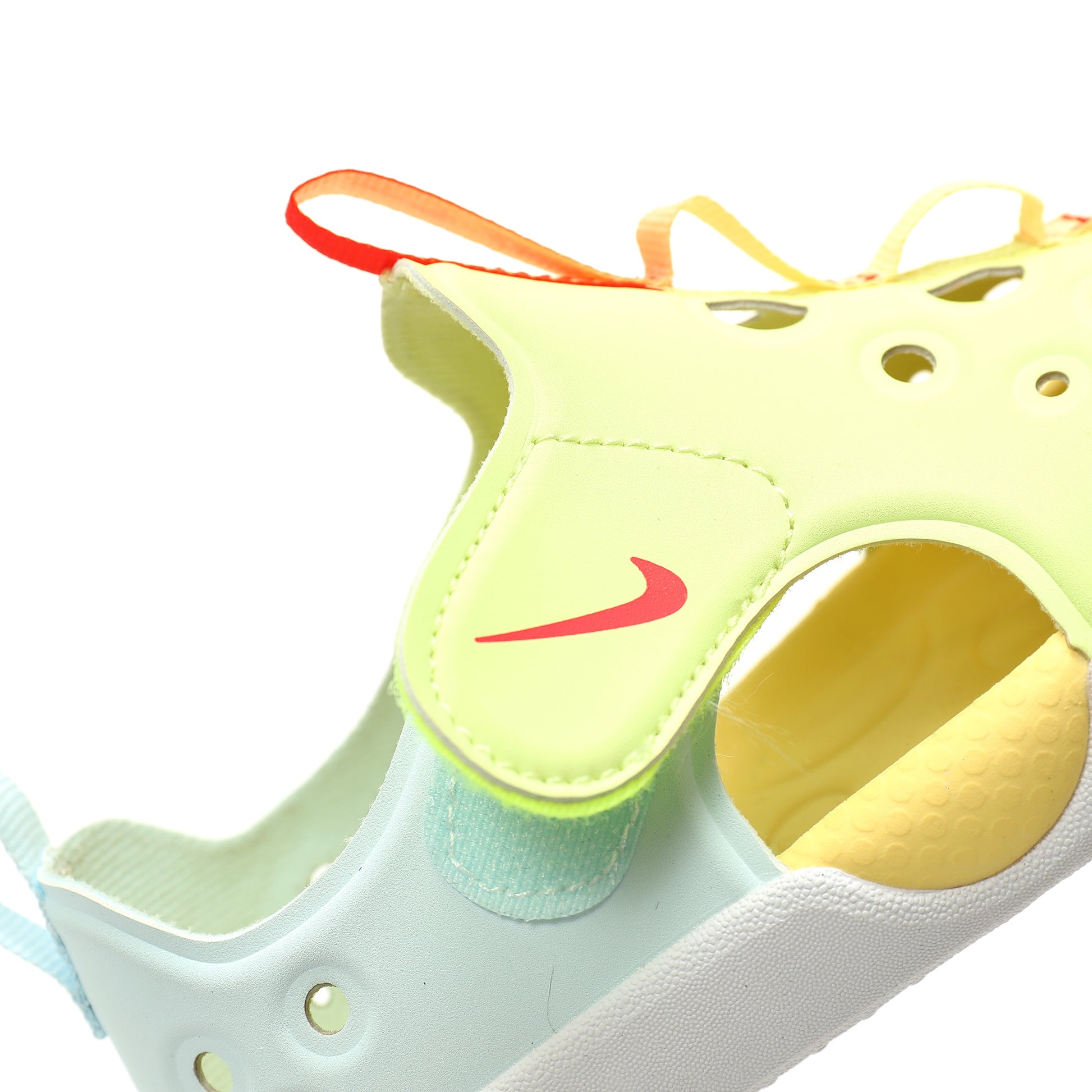 NK new SUNRAY PROTECT 4th generation children's beach hollow sandals" yellow"