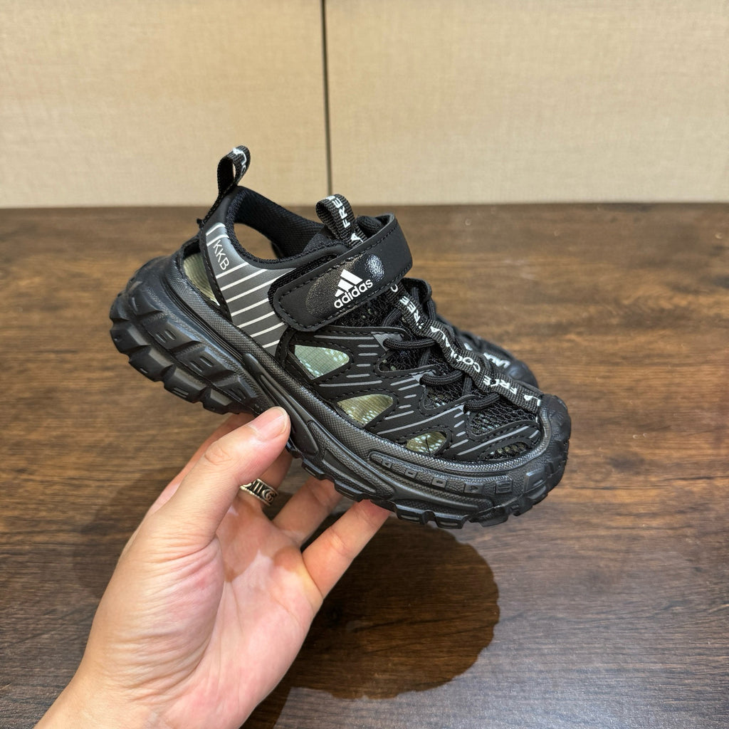 Adidas tire bottom beach shoes"black"