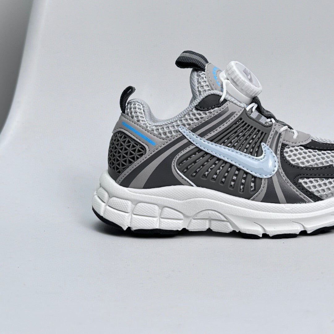 Nike Zoom V5 Retro Sneakers