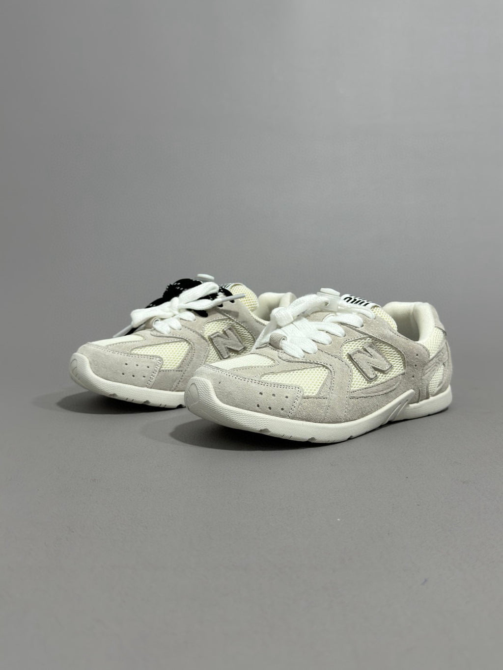 NB530 Miu miu lace-up" light gray , & off white"