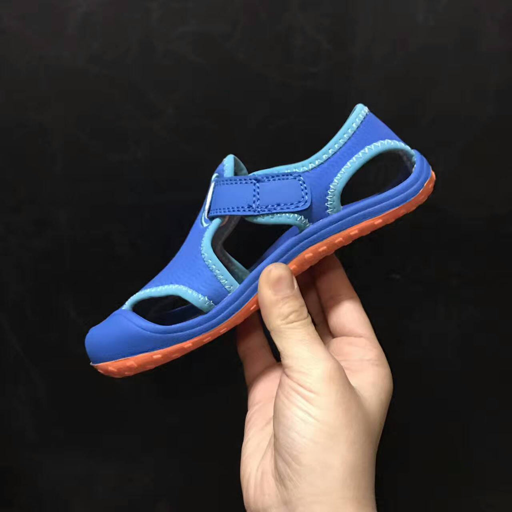 Nike children's closed toe sandals " blue"
