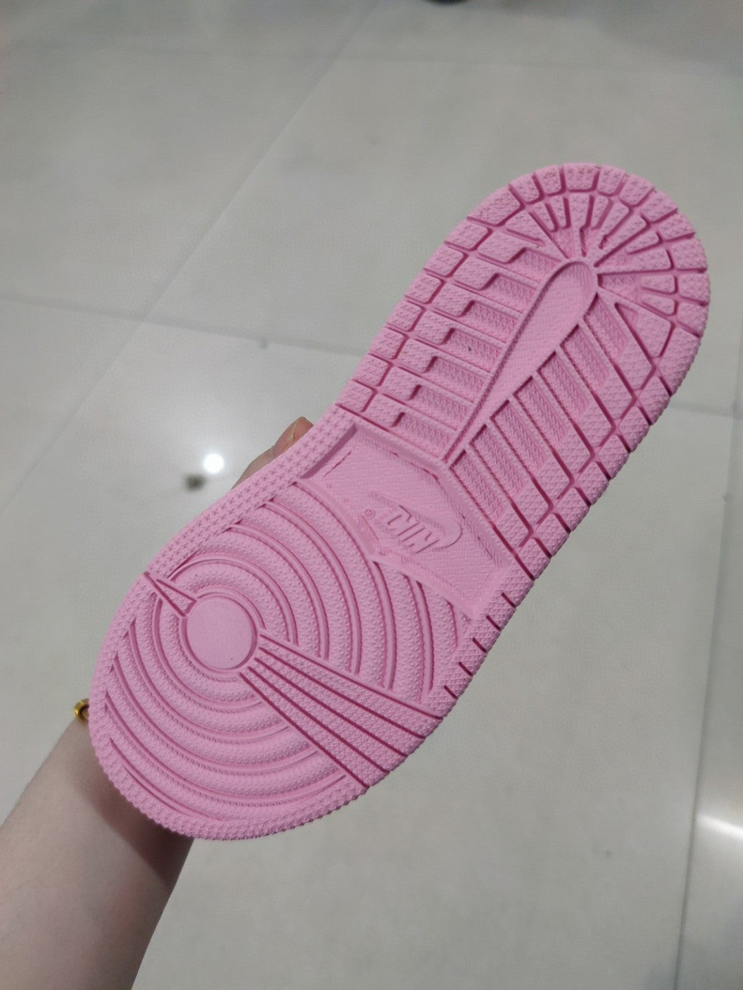 Jordan cartoon doll version children's shoes" pink, white"