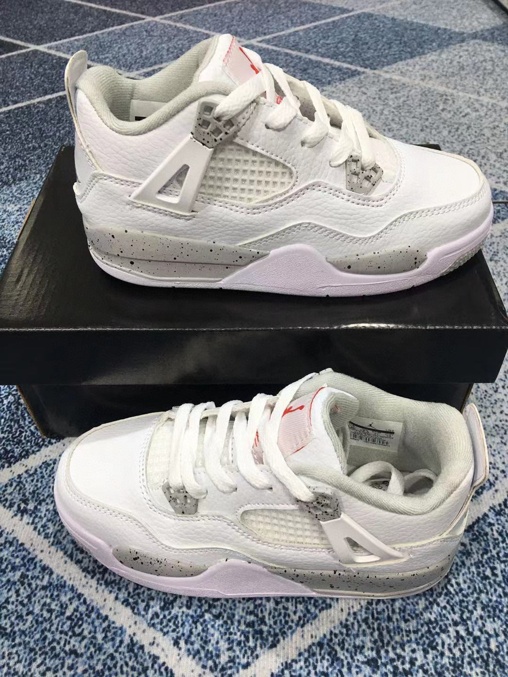Jordan 4 children's sports shoes" white"