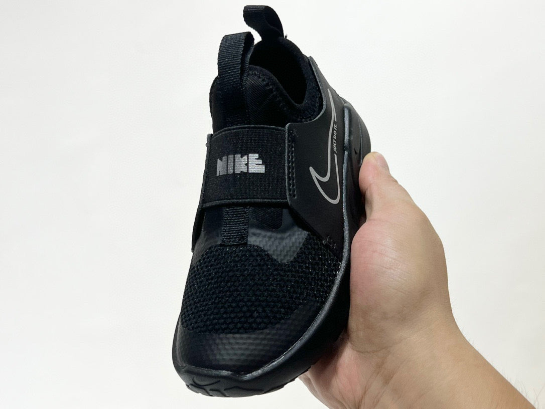 Nike's new barefoot slip" black"