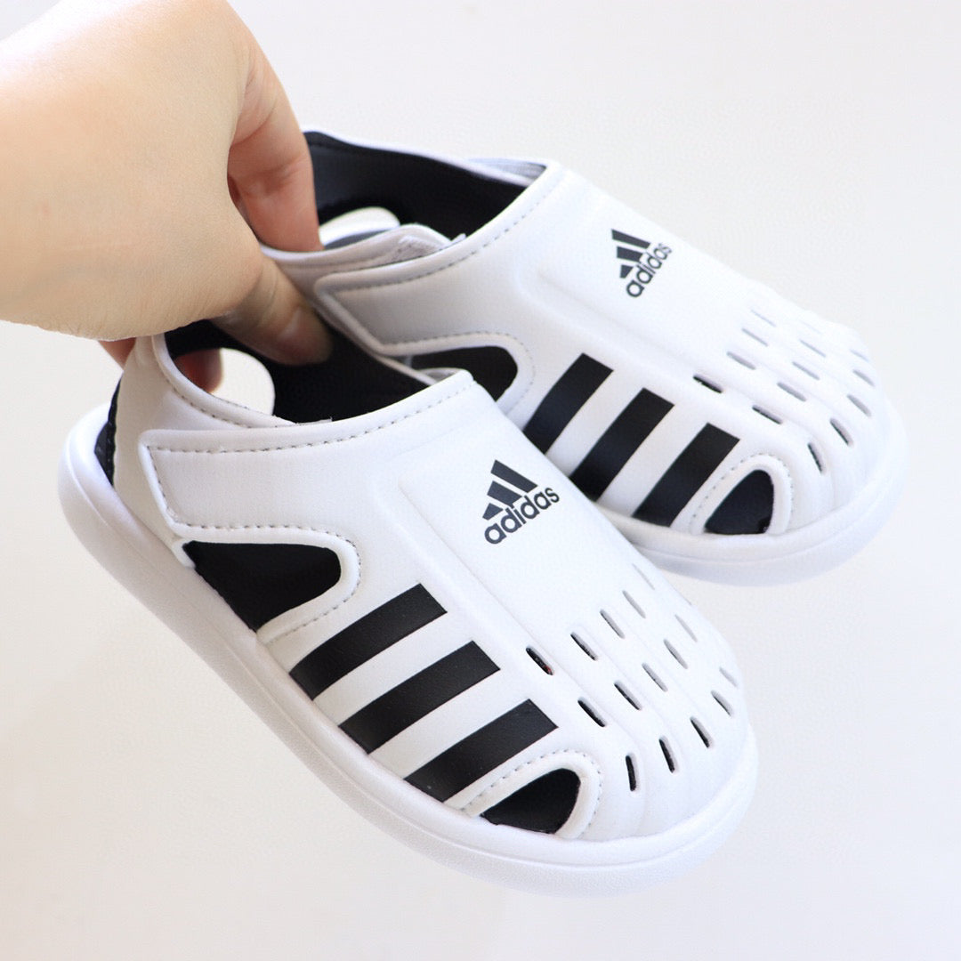 Adidas Seahorse III hole shoes" white"