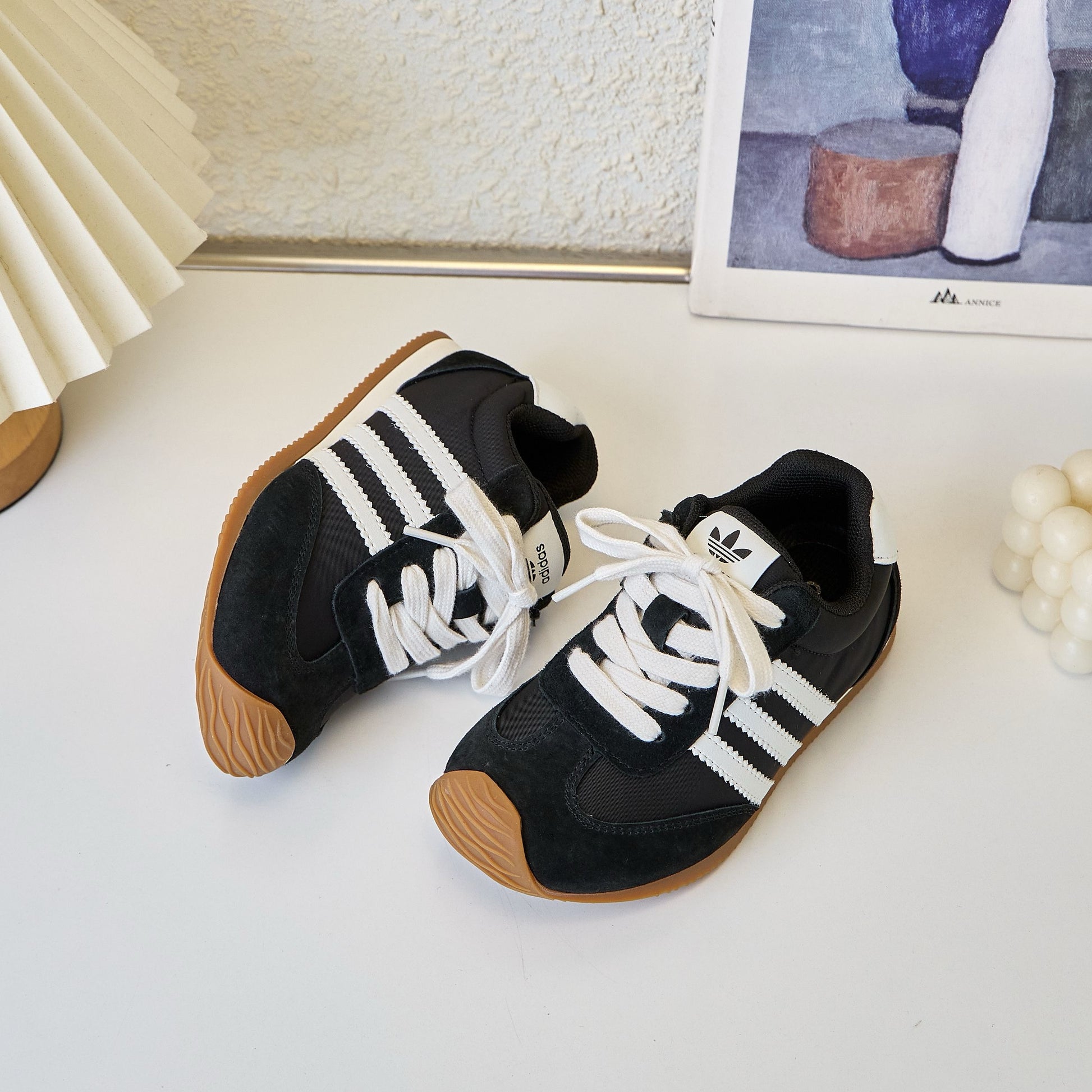 Adidas Agande training shoes" black"