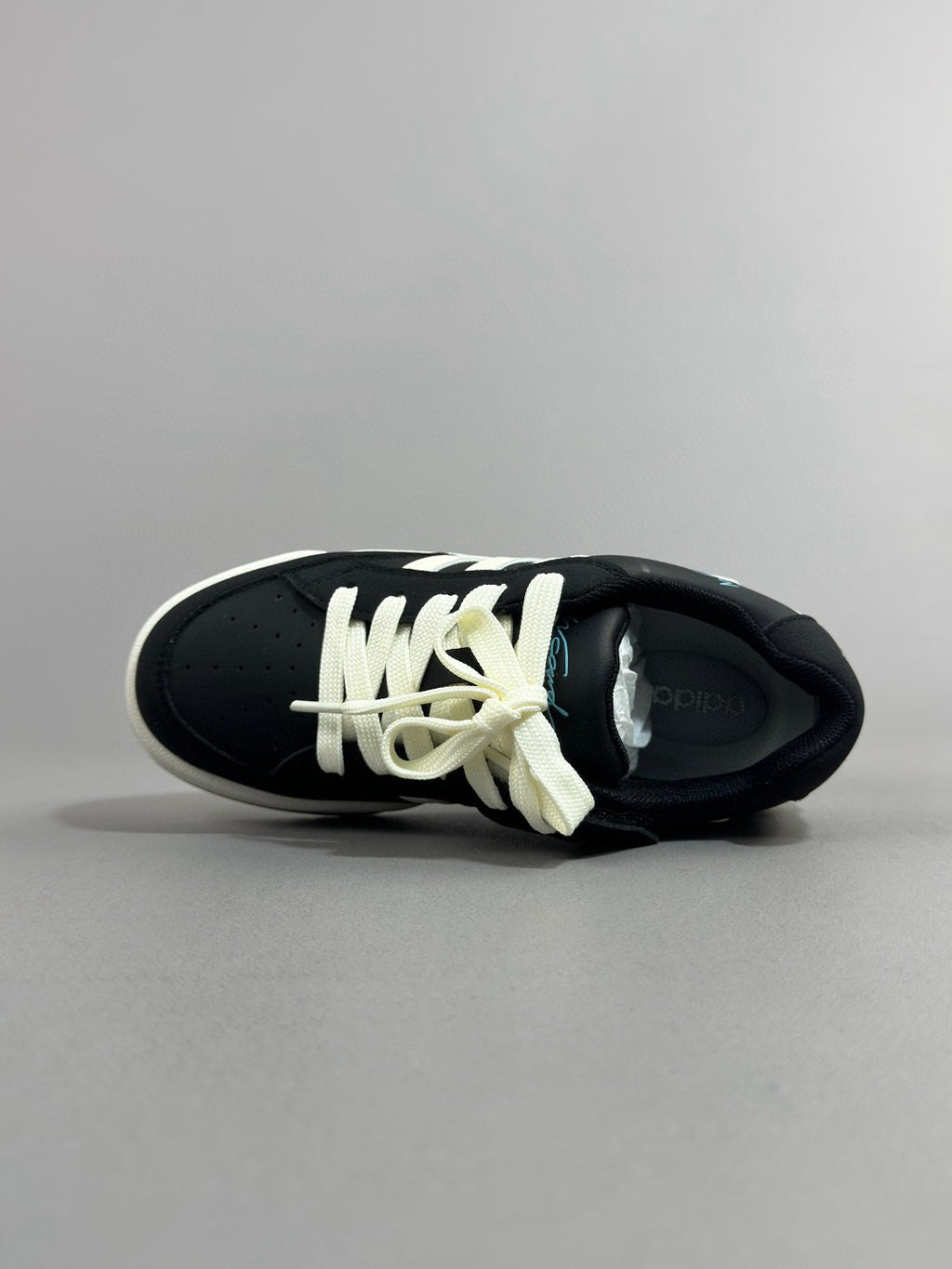 Adidas WCARD ADV classic retro sneakers" black"