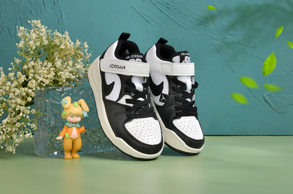 Nike Jordan 90 children's casual shoes" white, black"