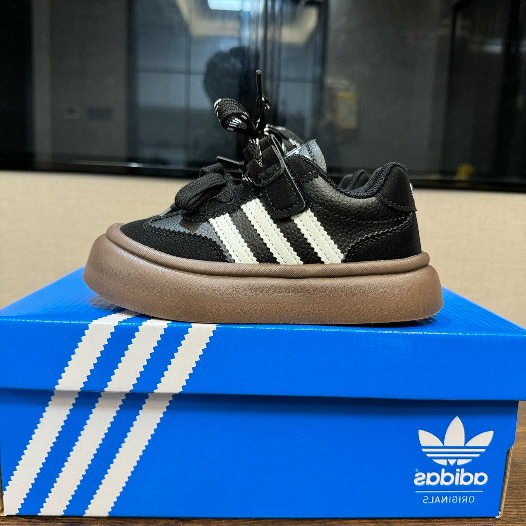 Adidas training invisible Velcro sneakers" black"
