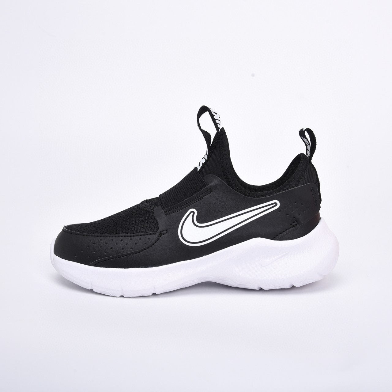 Nike slip-on running shoes" black"
