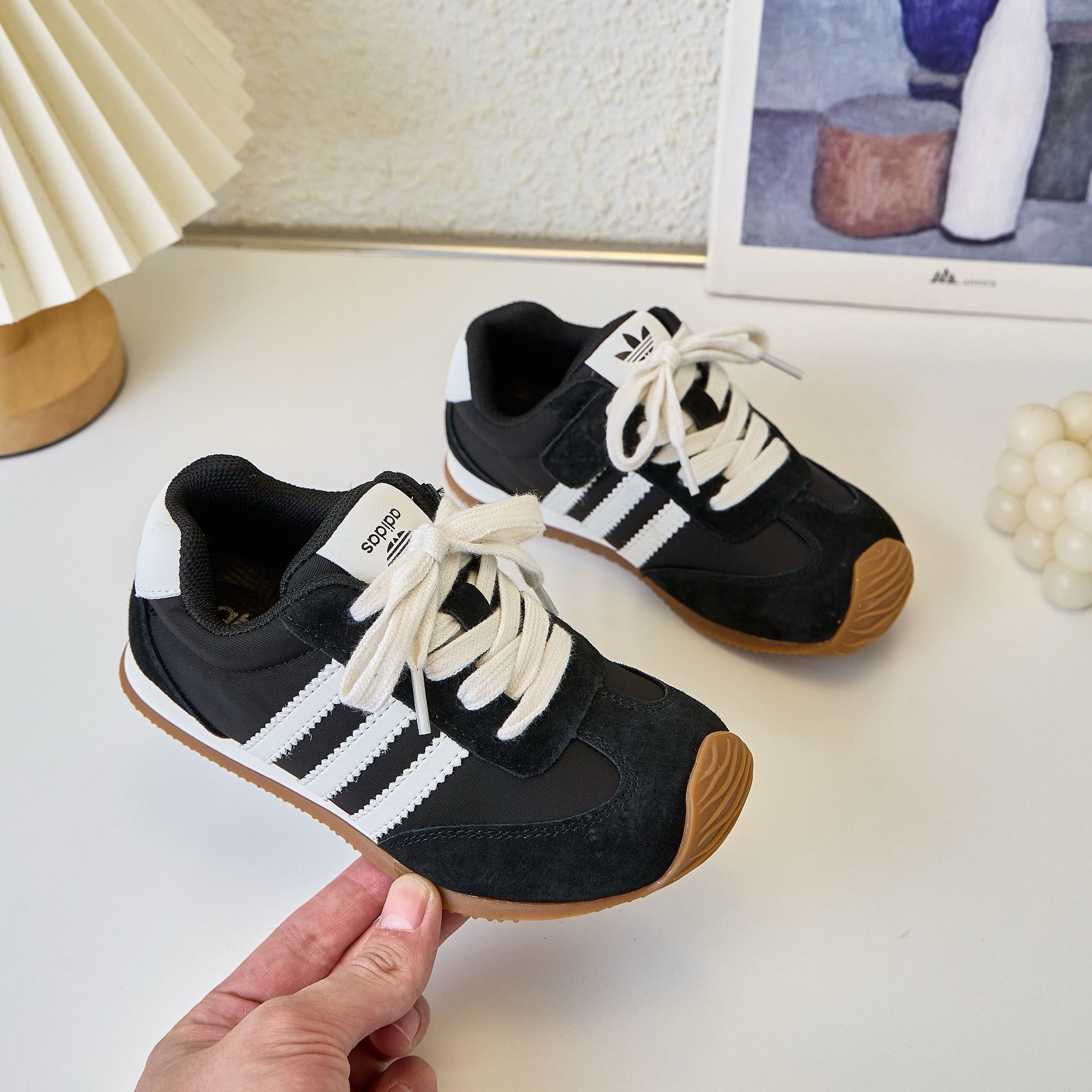 Adidas Agande training shoes" black"