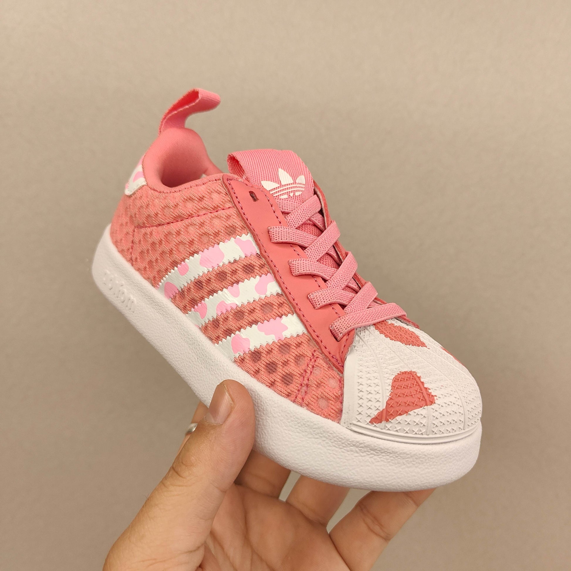 shell toe second generation" light pink"