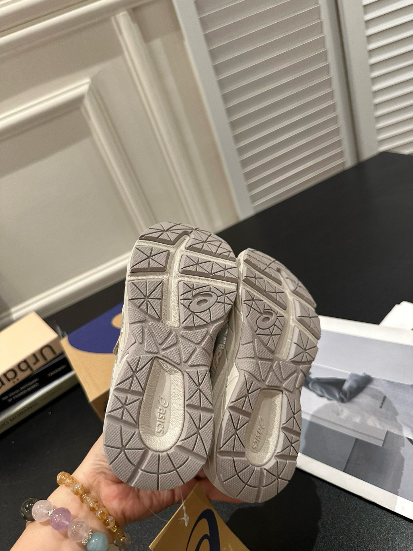 YSS closed toe sandals" Beige"