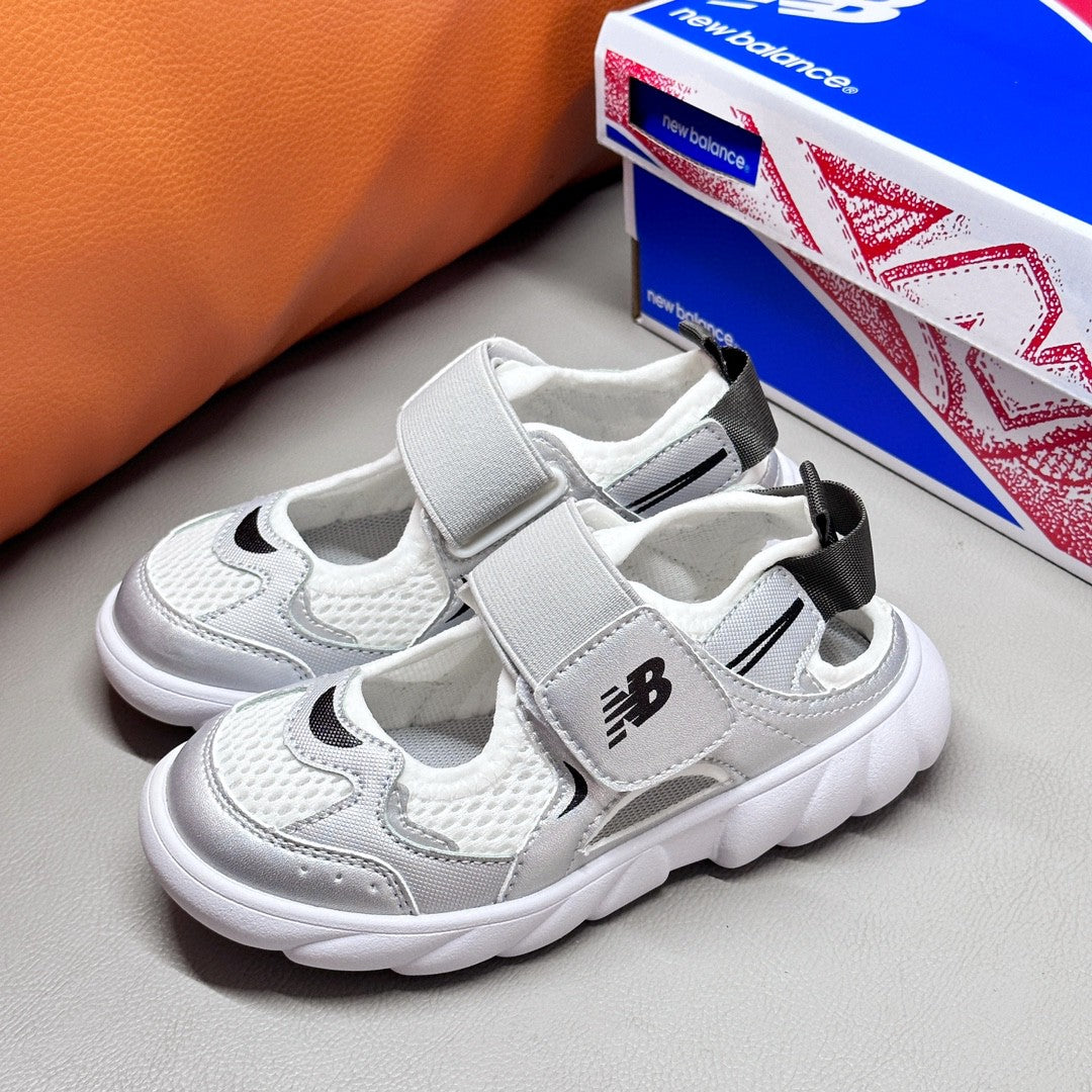NB920 children's sandals children's beach sandals" white, silver"