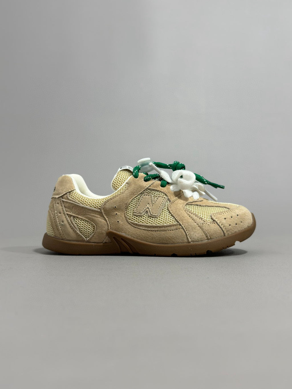 NB530 Miu miu lace-up" light brown"
