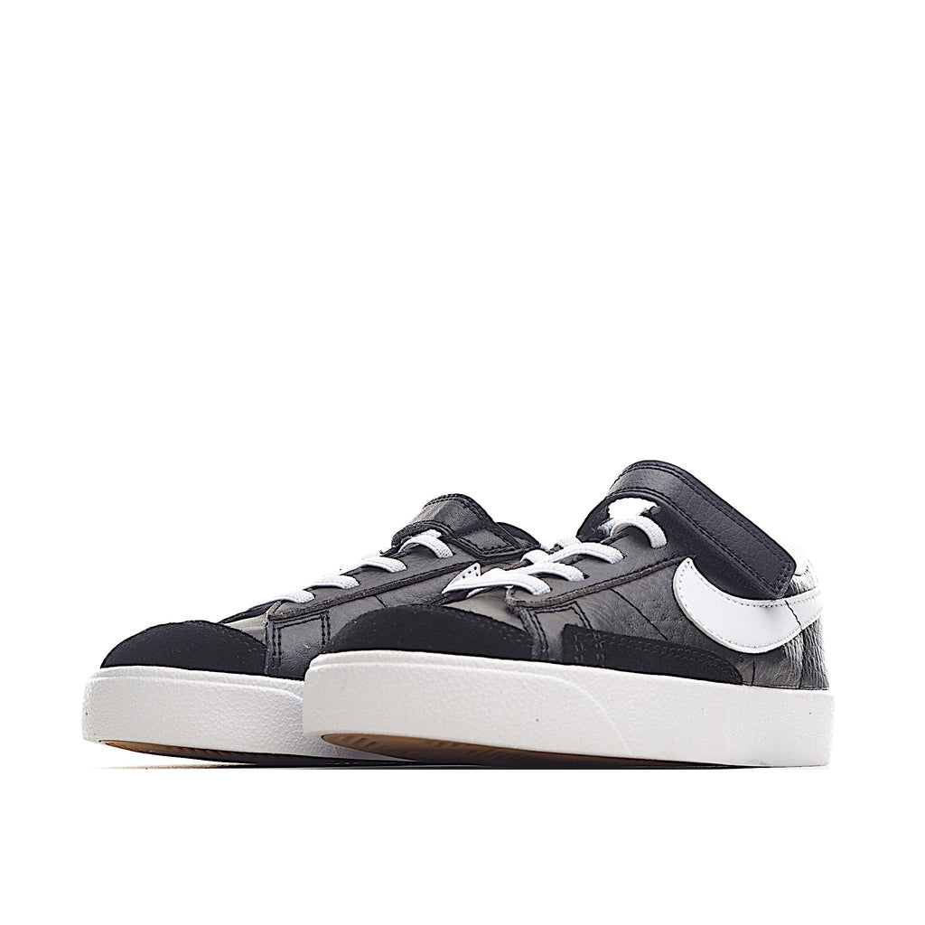 Trail Blazers Velcro Low-Top Kids Sneakers" black, white"